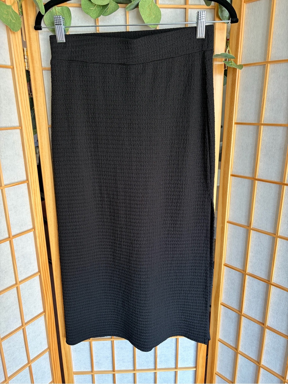 Classic Black Knit Pencil Skirt